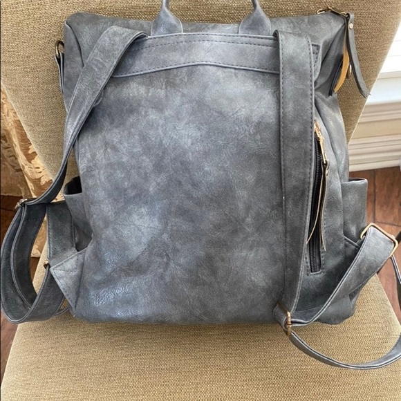 Cute versatile backpack - Picture 2 of 10